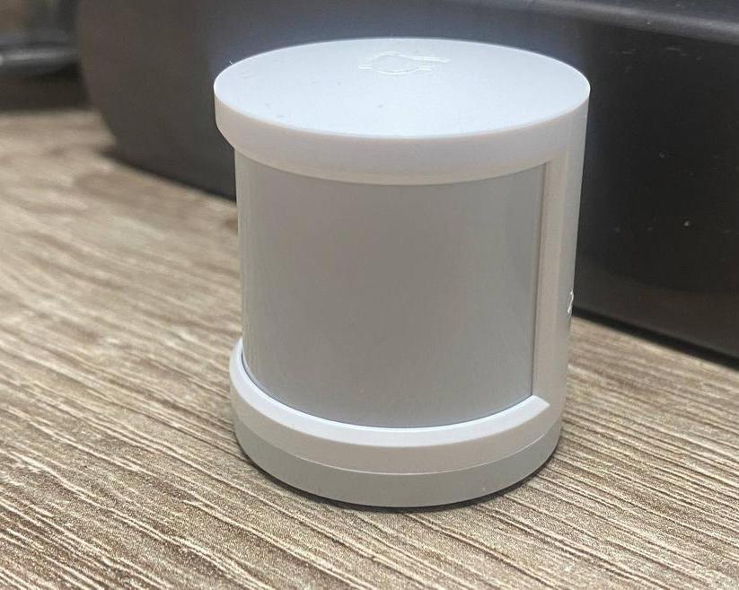 Обзор датчика движения Xiaomi Mi Motion Sensor: стоит ли его использовать для сценариев в 2023 году ХХI века?