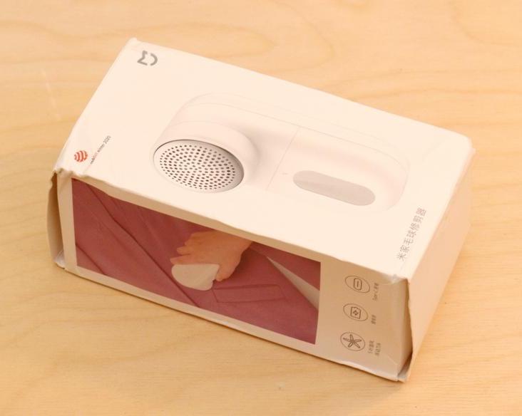 Аппарат с другой планеты: обзор машинки Xiaomi для сбривания катышков