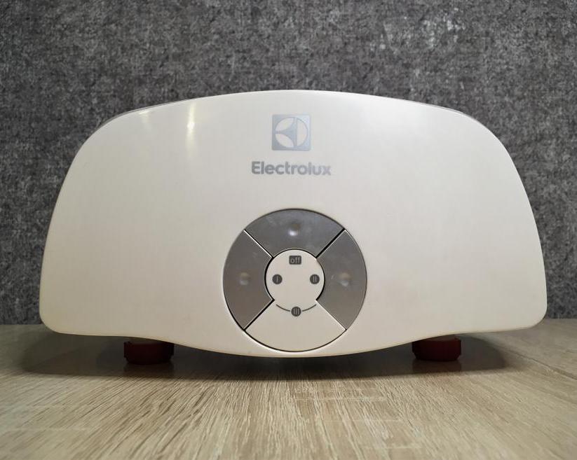 Водонагреватель Electrolux SmartFix 2.0 S (3,5 кВт)